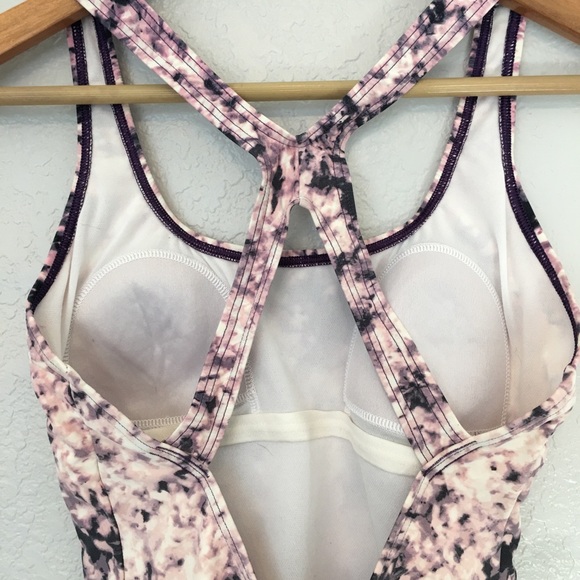 Speedo one piece swimsuit size 6 - Picture 3 of 8